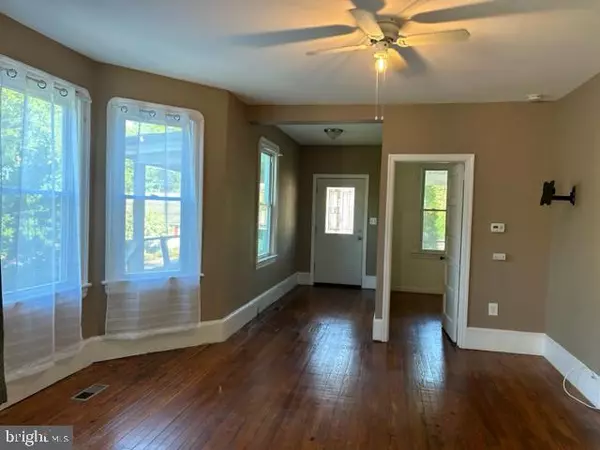 Audubon, NJ 08106,126 W NICHOLSON RD #APT A