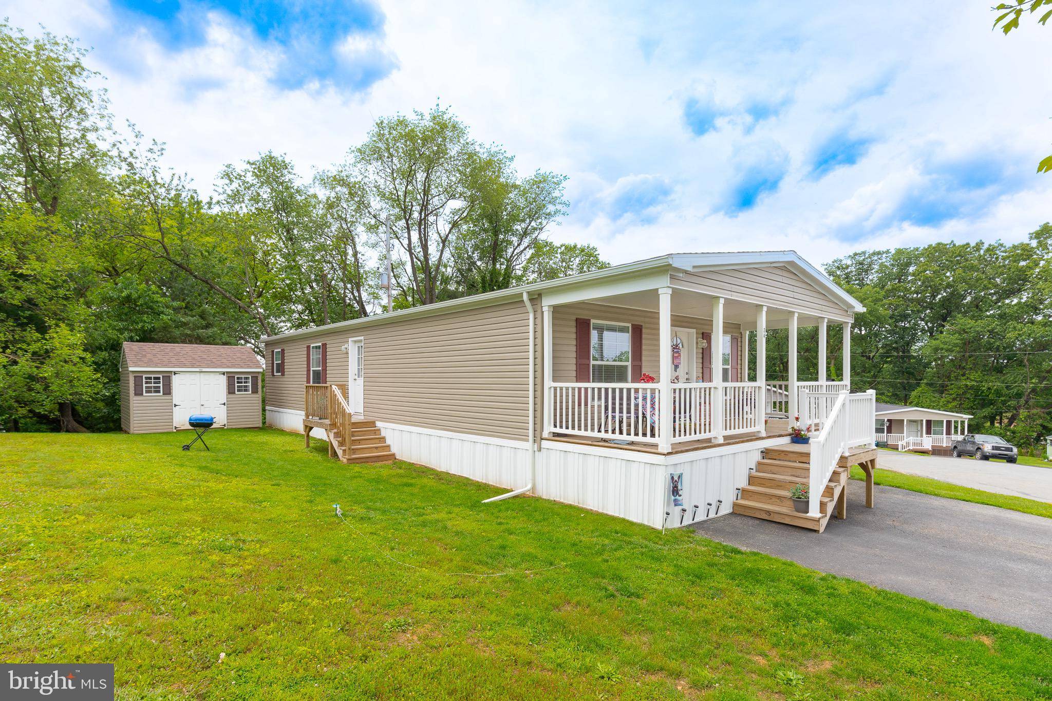 York, PA 17402,24 LYLE CIR