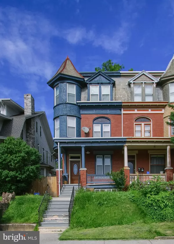 Harrisburg, PA 17110,2331 N 3RD ST