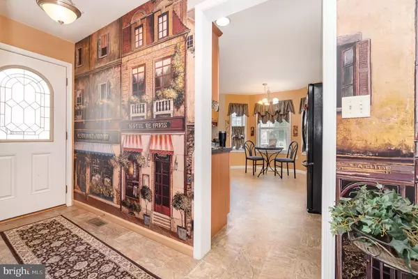 Harrisburg, PA 17111,6121 SAWGRASS CT