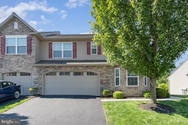 Harrisburg, PA 17111,6121 SAWGRASS CT