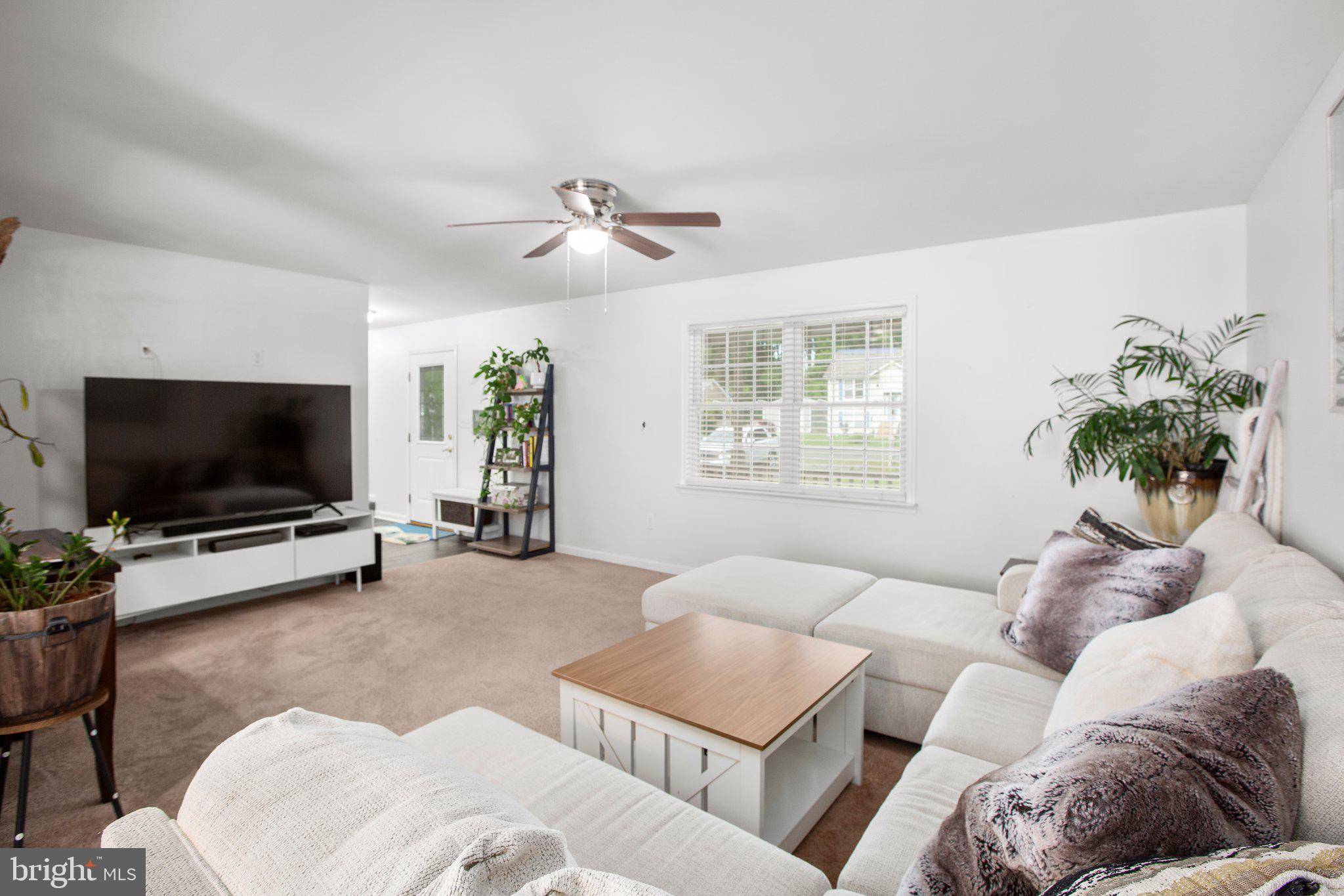 Colonial Beach, VA 22443,181 SANTA ANITA DR