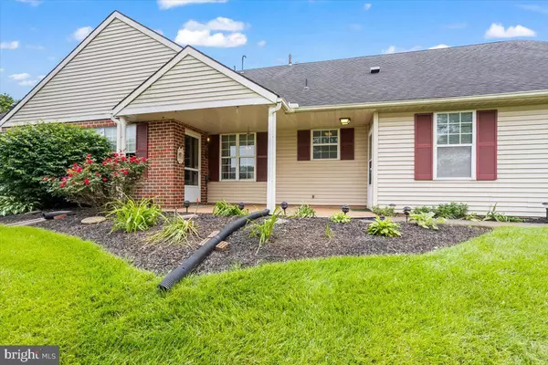 Dover, PA 17315,3261 FALCON LN