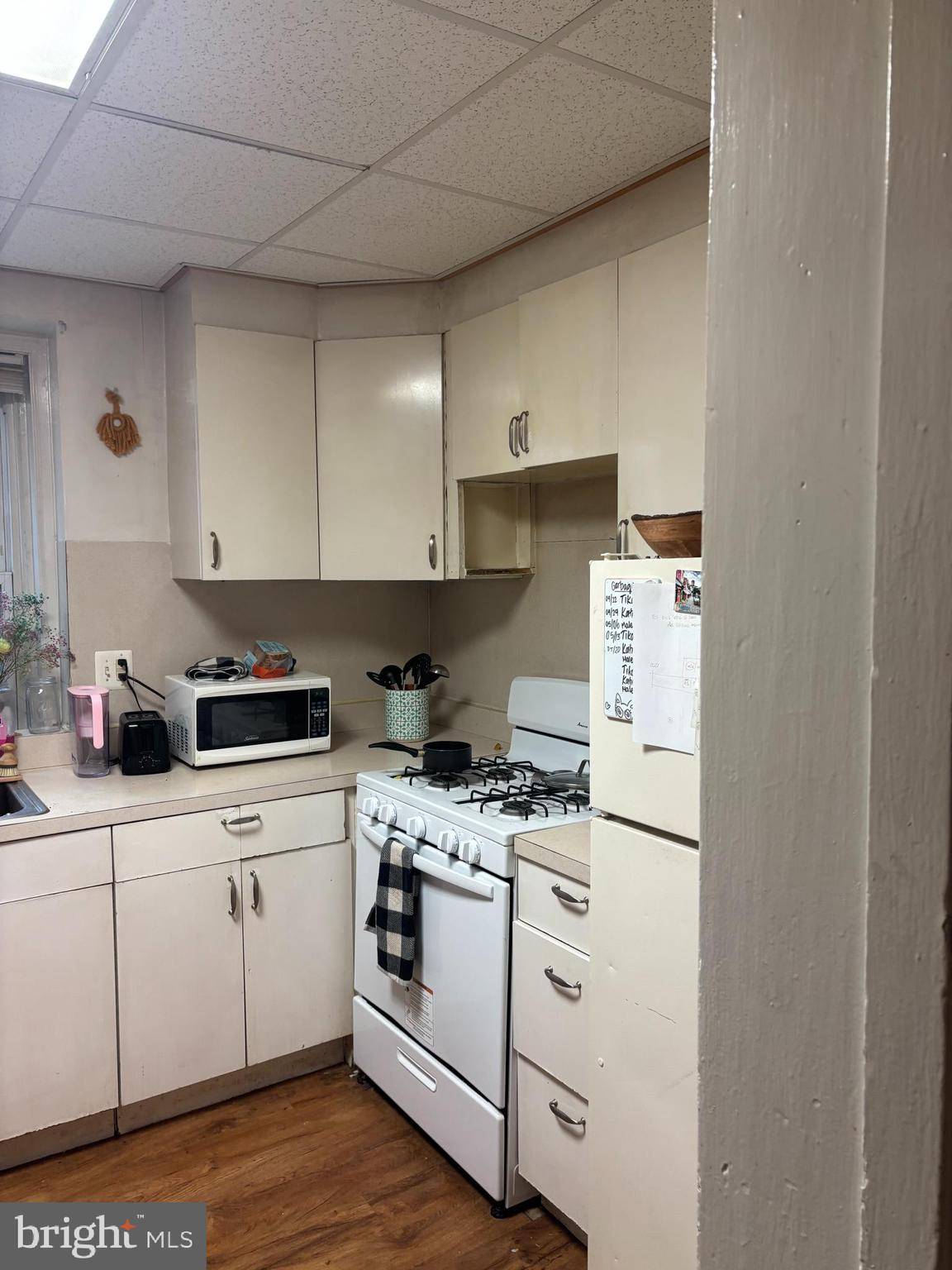Philadelphia, PA 19102,113 N MOLE ST
