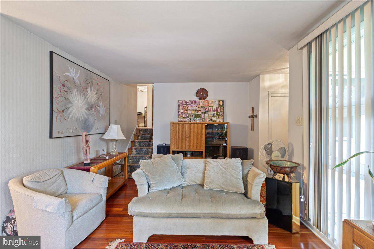 Norristown, PA 19403,505 MARCIA LN