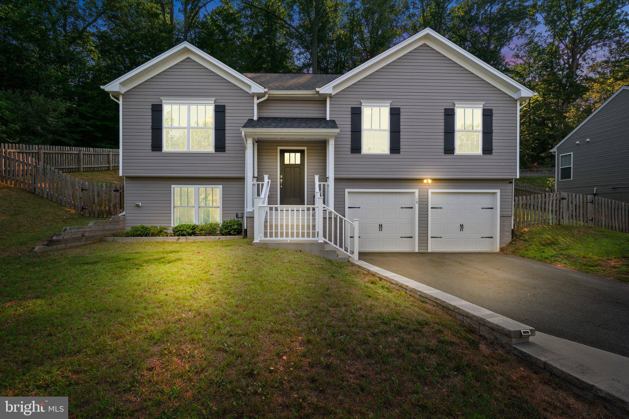 Fredericksburg, VA 22405,10 HOWARD CIR
