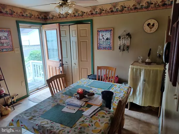 National Park, NJ 08063,623 PITMAN AVE