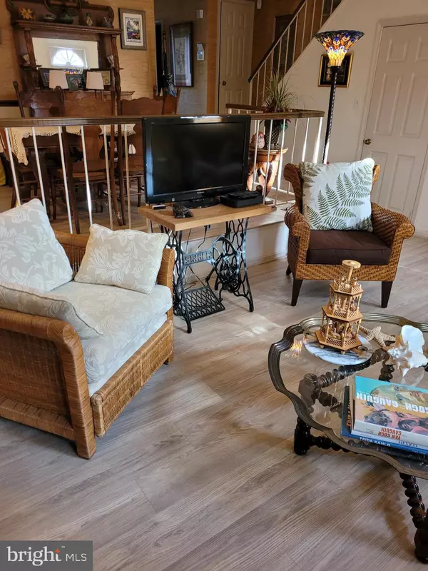 Alexandria, VA 22315,7520 AMESBURY CT