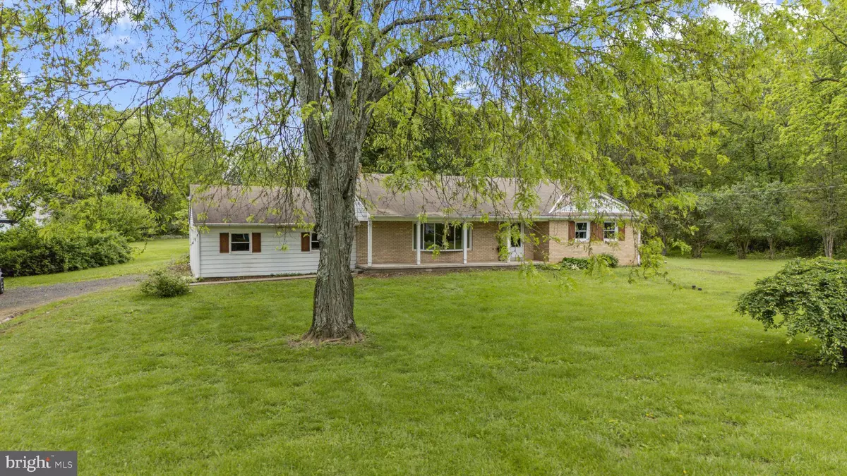 Quakertown, PA 18951,2375 MILL HILL RD