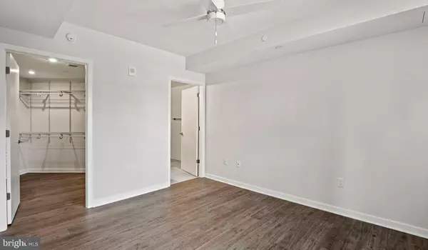 Washington, DC 20016,3990 UPTON ST NW #1B-PARC-T119