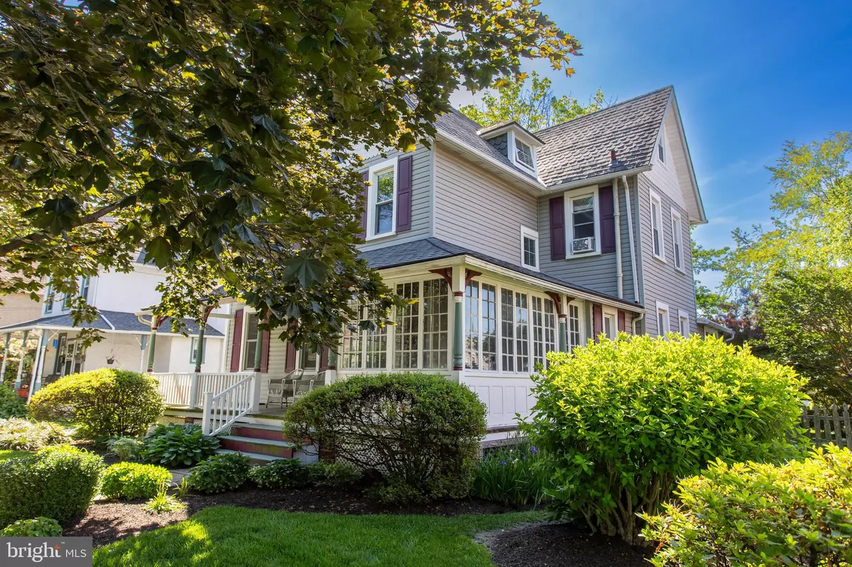 Prospect Park, PA 19076,922 8TH AVE