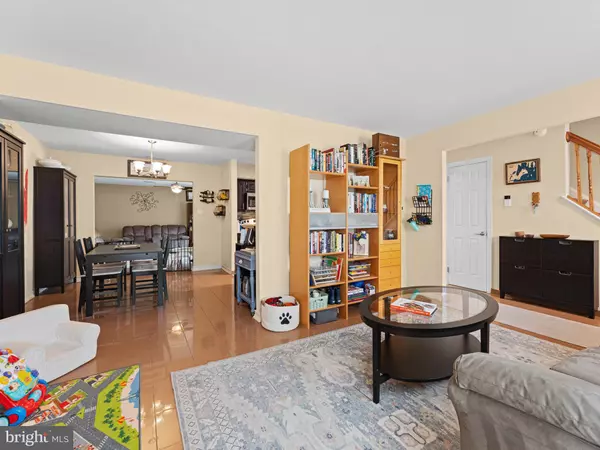 Fairless Hills, PA 19030,657 S QUEEN ANNE DR