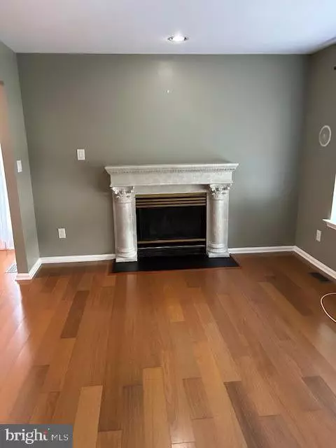 Mount Laurel, NJ 08054,3002 GRAMERCY WAY