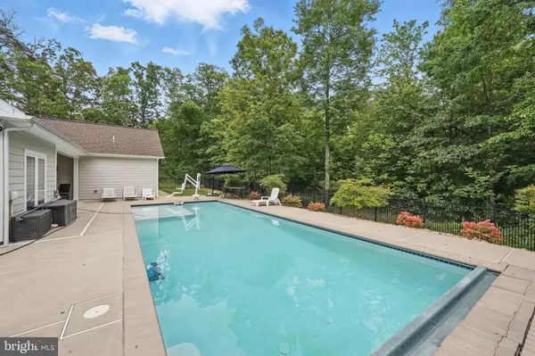 Gainesville, VA 20155,16009 ROLAND PARK PL
