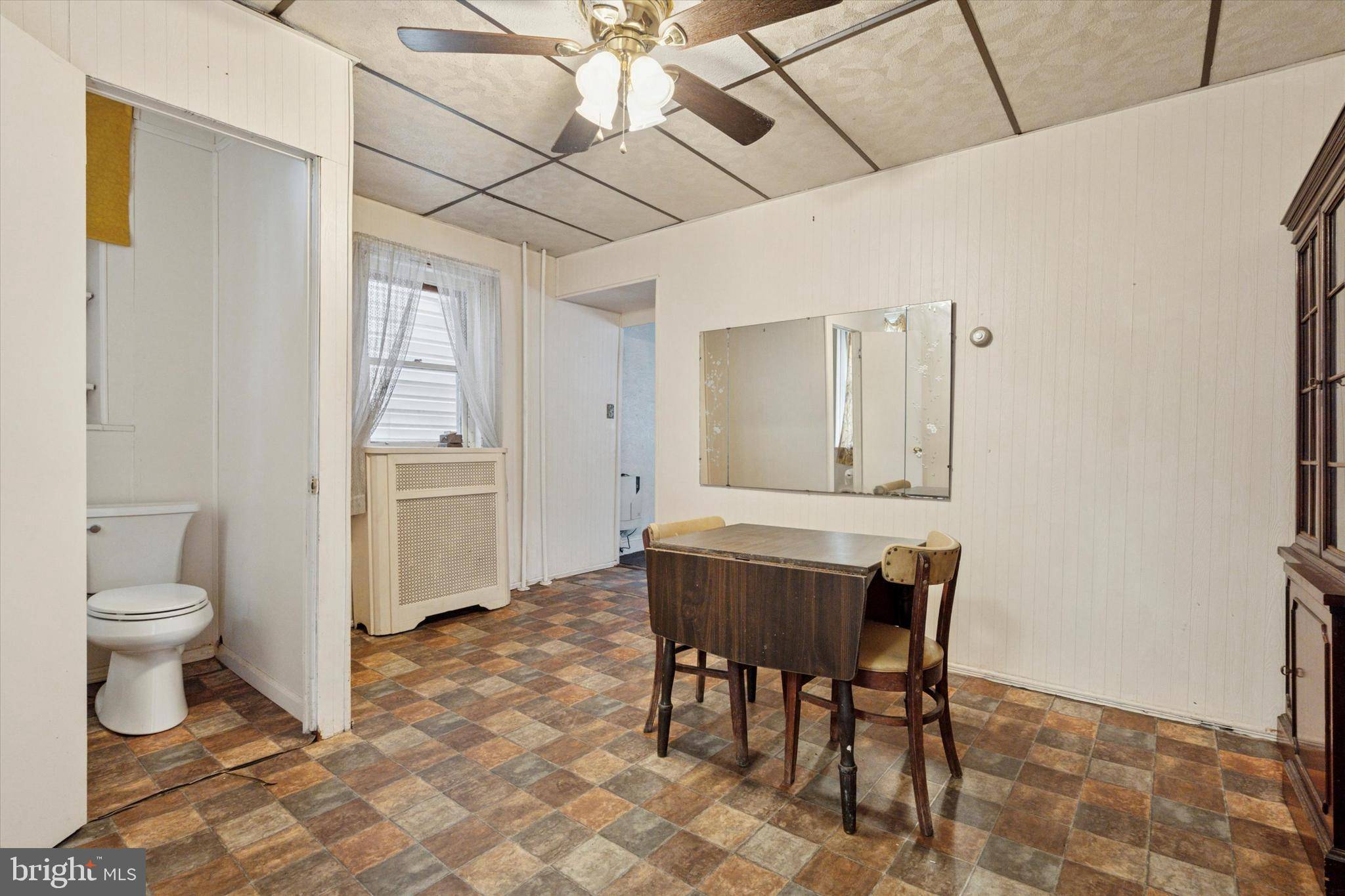 Philadelphia, PA 19123,21 W WILDEY ST