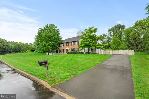 Southampton, PA 18966,113 BROOKSIDE DR