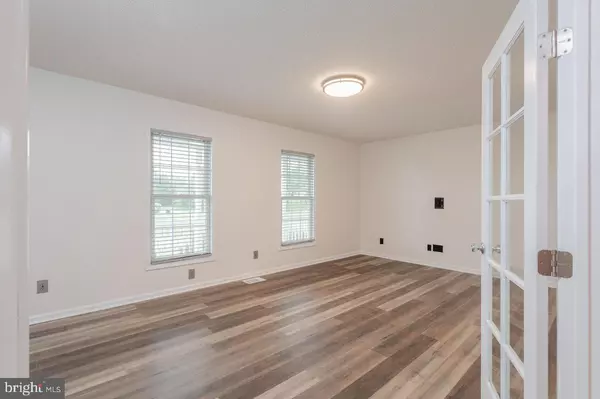 Penn Laird, VA 22846,6081 DOTTS LN