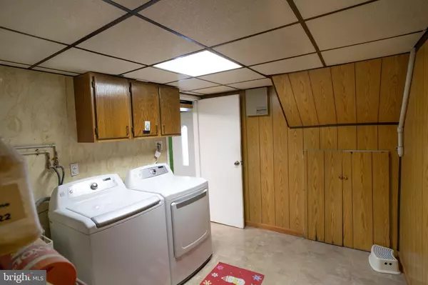 Philadelphia, PA 19142,2826 BITTERN PL