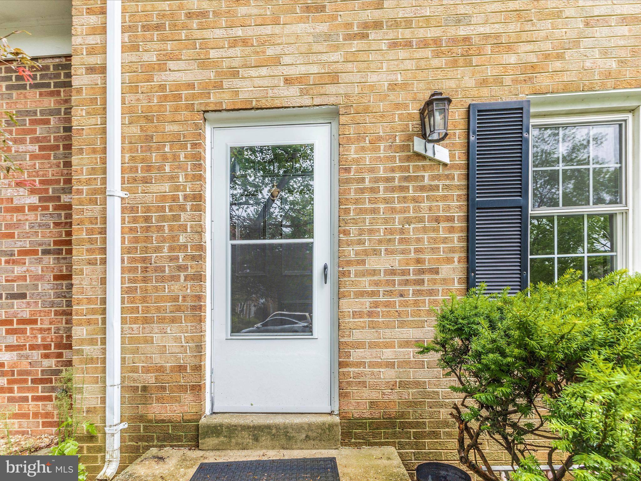 Rockville, MD 20850,11 INGLESIDE CT