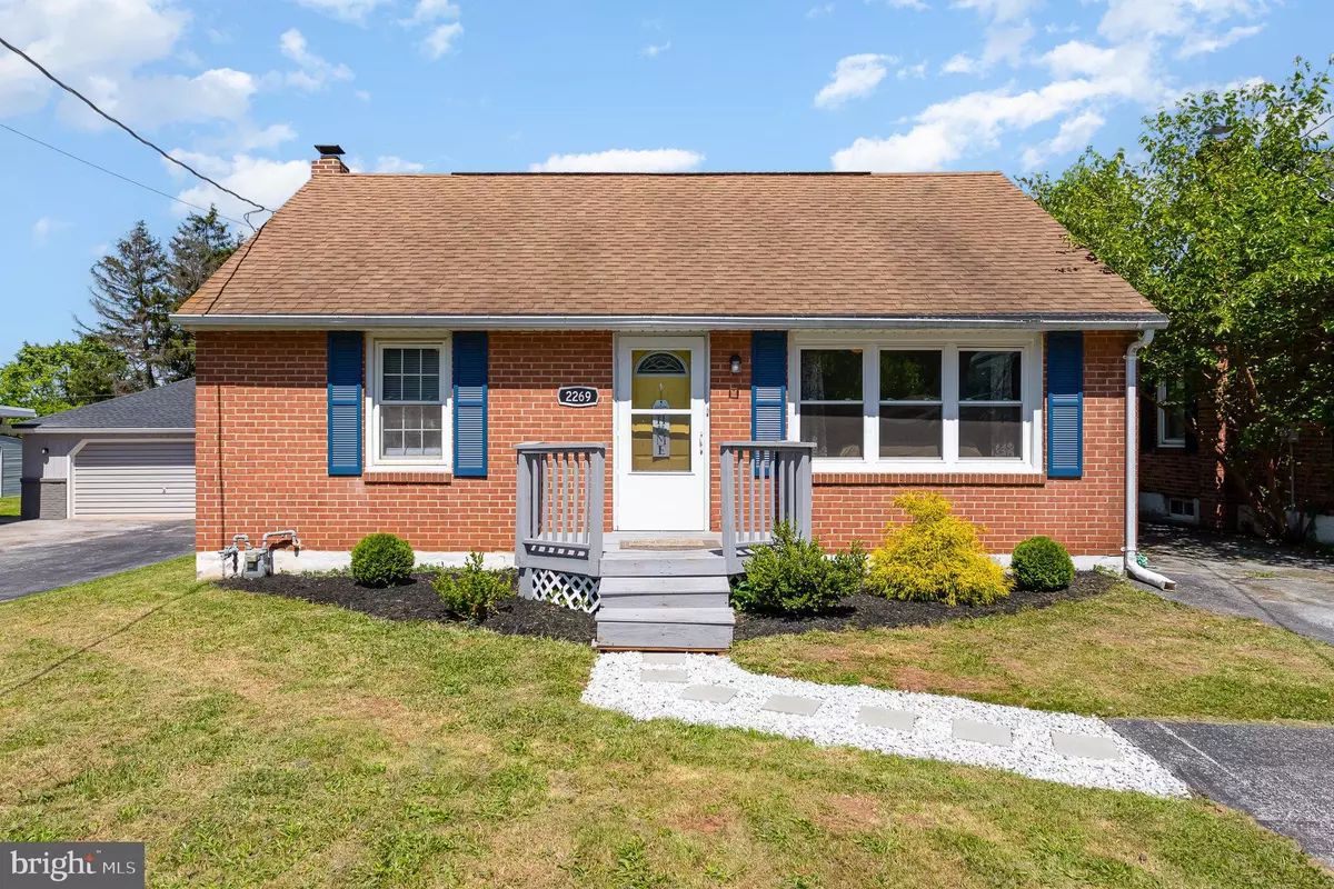 York, PA 17408,2269 LOCUST LN