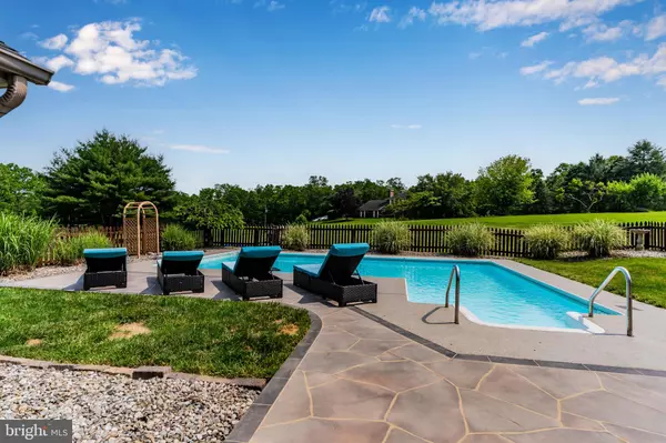 Mechanicsburg, PA 17050,23 SKYLINE DR