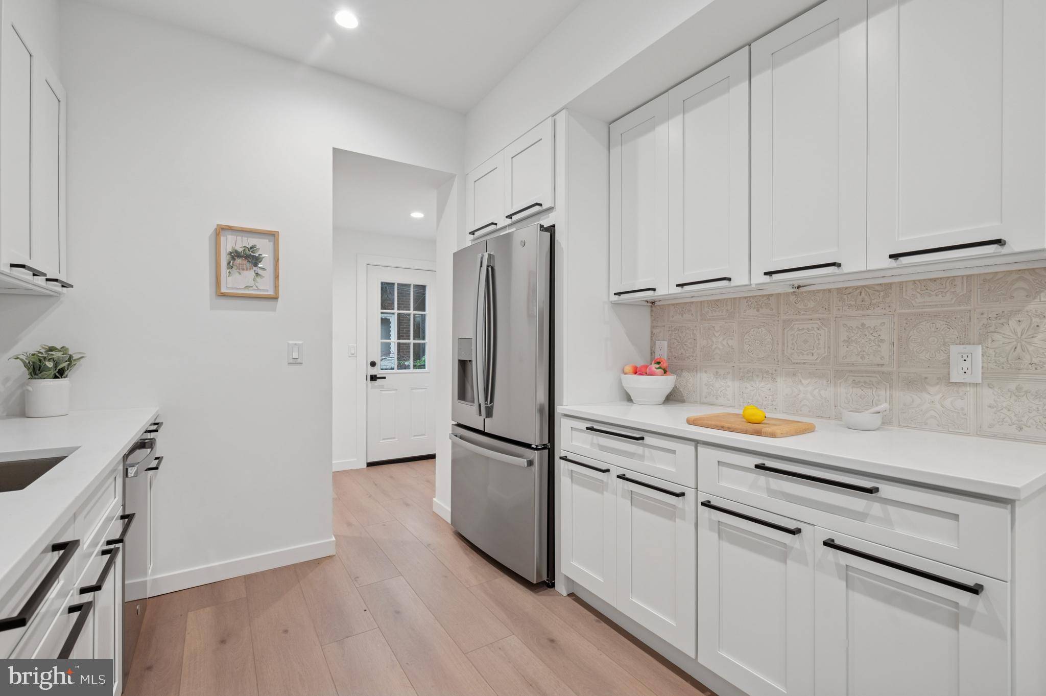 Philadelphia, PA 19145,2328 MOUNTAIN ST