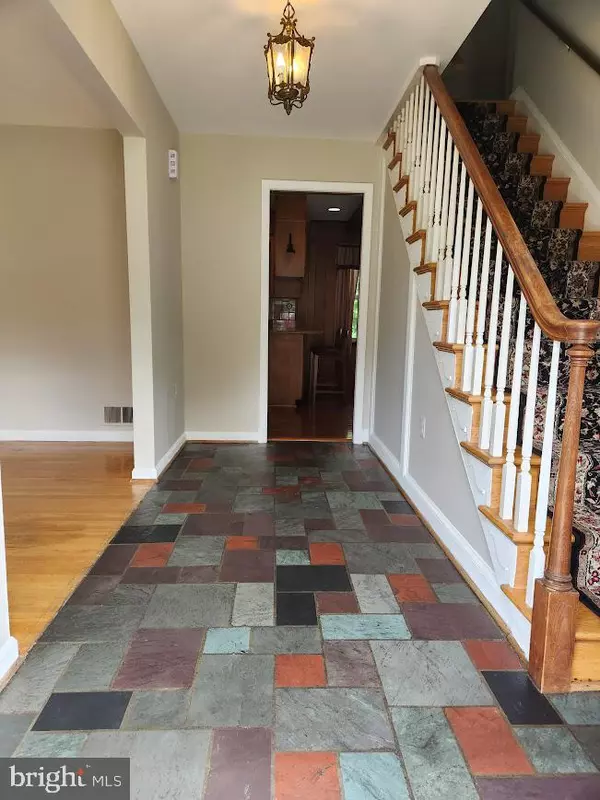 Hyattsville, MD 20783,10103 PHOEBE LN