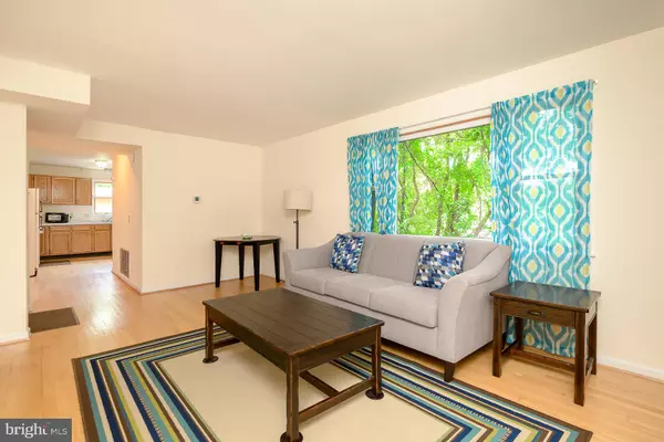Arlington, VA 22207,5151 19TH RD N