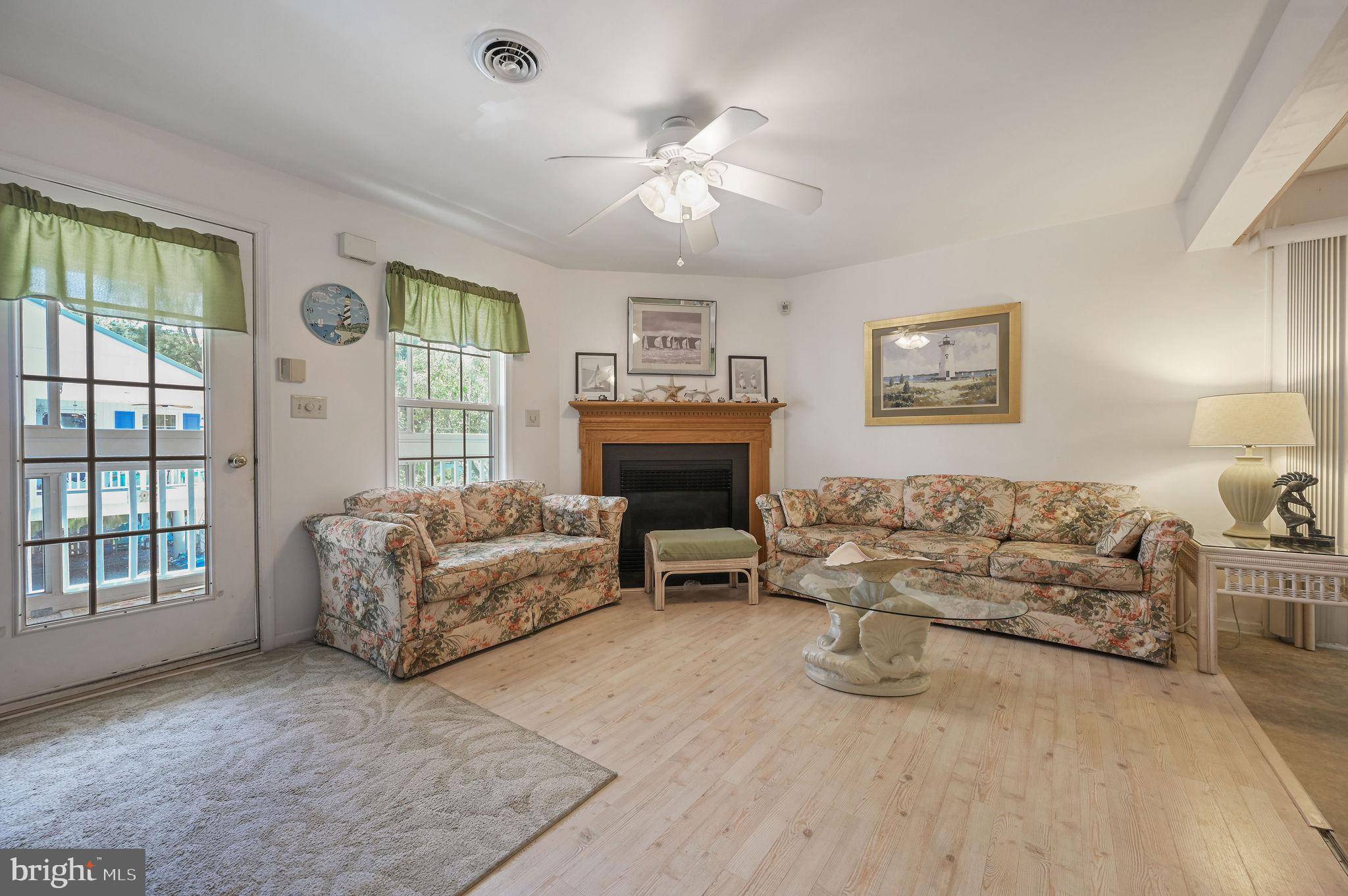 Bethany Beach, DE 19930,635 SANDY POINT RD