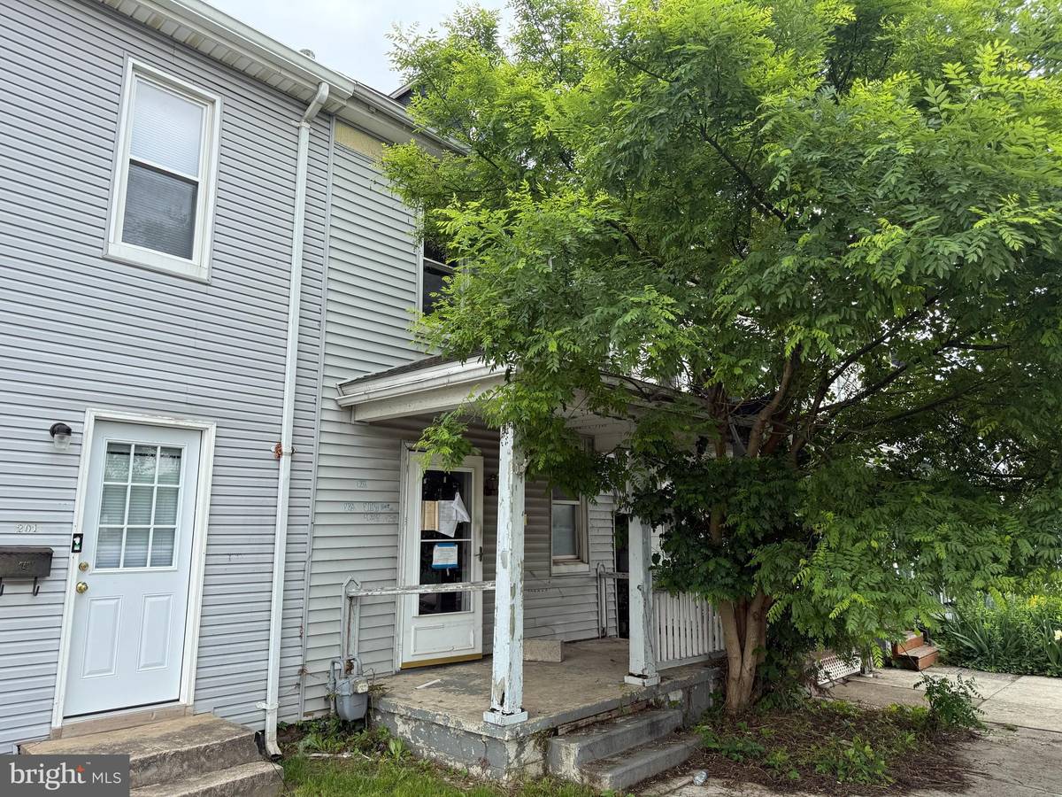 York, PA 17403,203 FULTON ST