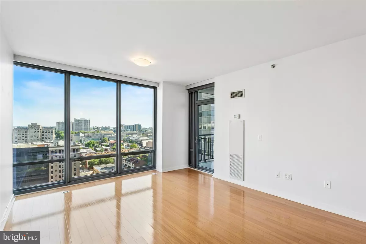 Philadelphia, PA 19103,2101 MARKET ST #1408