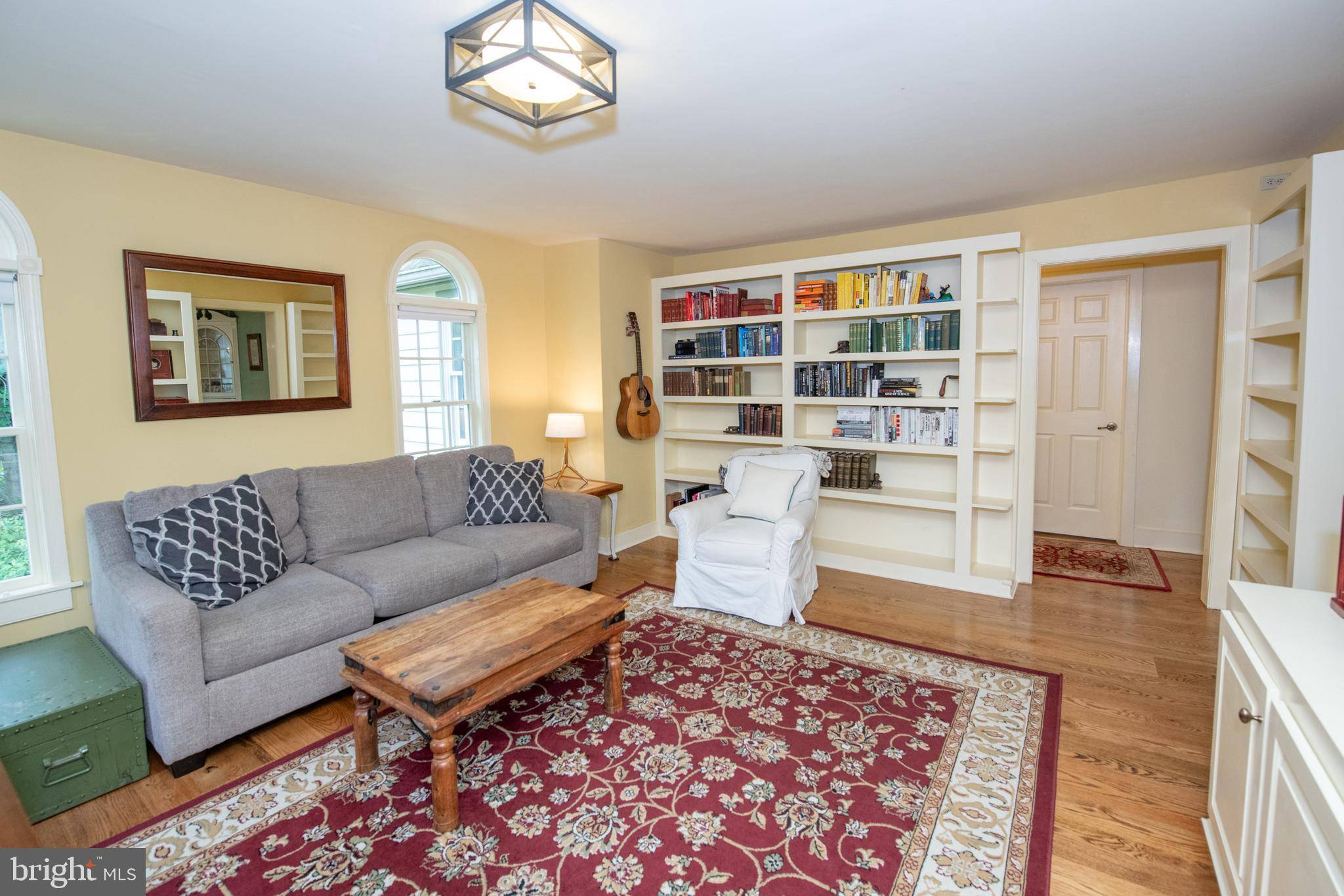 Newtown, PA 18940,107 STOOPVILLE RD