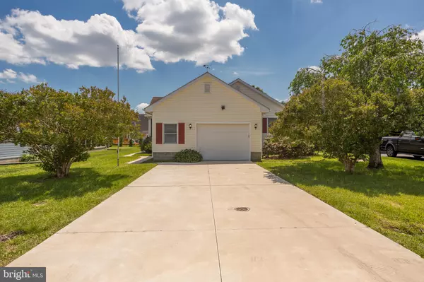 Selbyville, DE 19975,36820 BLUEWATER RUN W