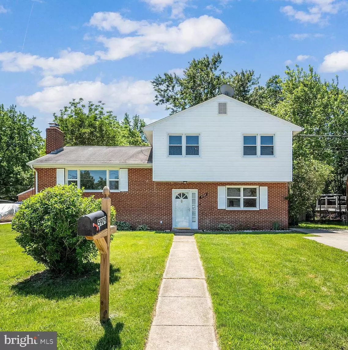 Suitland, MD 20746,5909 CABLE AVE