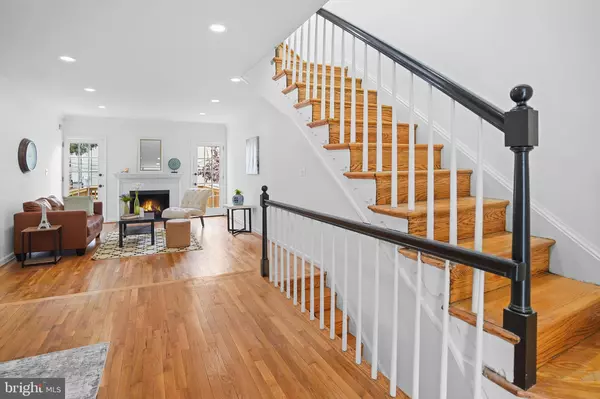 Washington, DC 20003,337 11TH ST SE