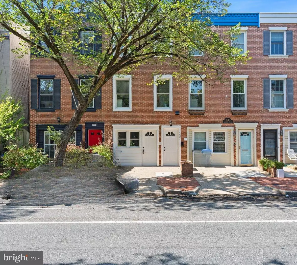 Washington, DC 20003,337 11TH ST SE