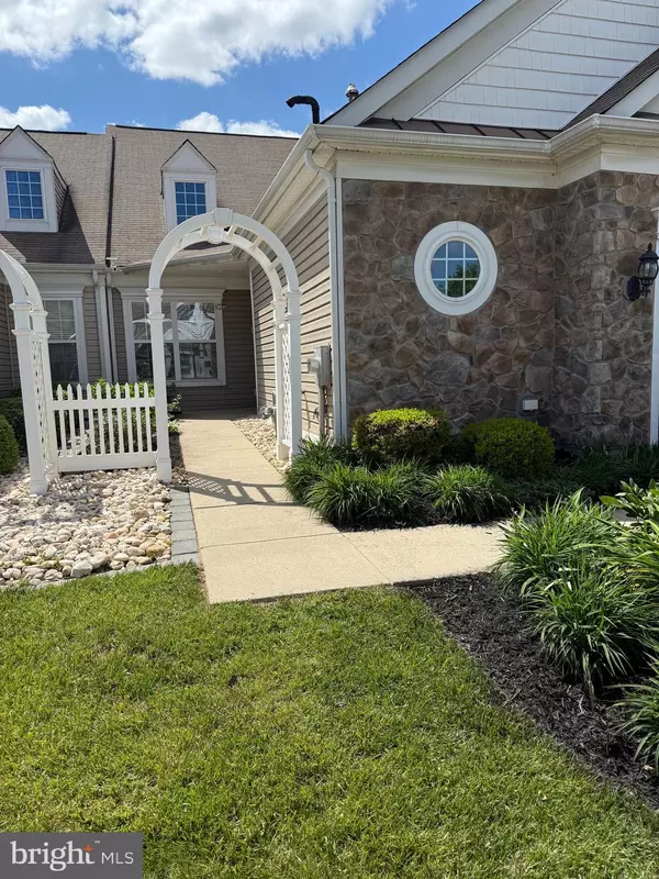 27 DOVE CT, Hamilton, NJ 08690