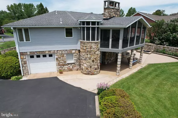 Frostburg, MD 21532,108 WRIGHT ST SE