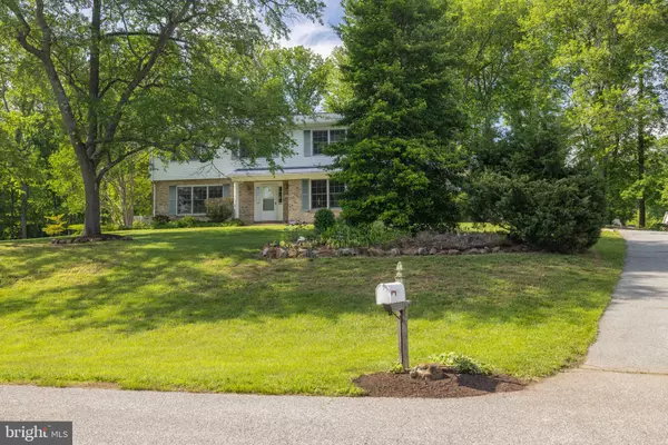 Bear, DE 19701,806 JEFFREY PINE DR