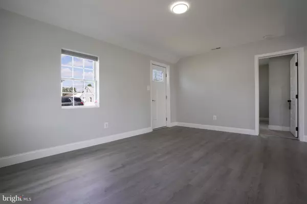 Dundalk, MD 21222,3112 BAYBRIAR RD