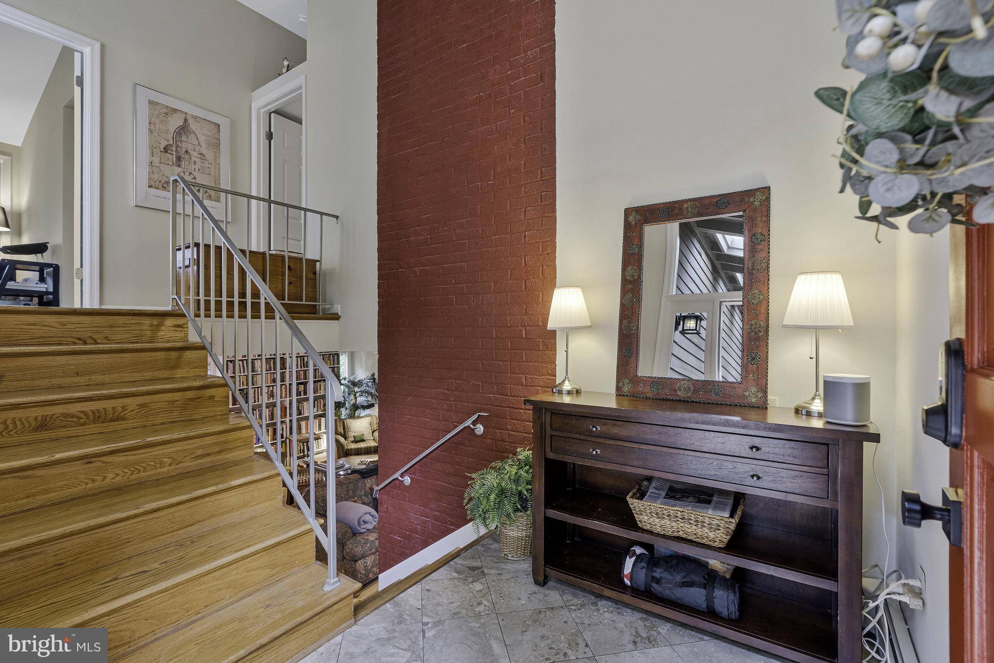 Mclean, VA 22101,6253 N KENSINGTON ST
