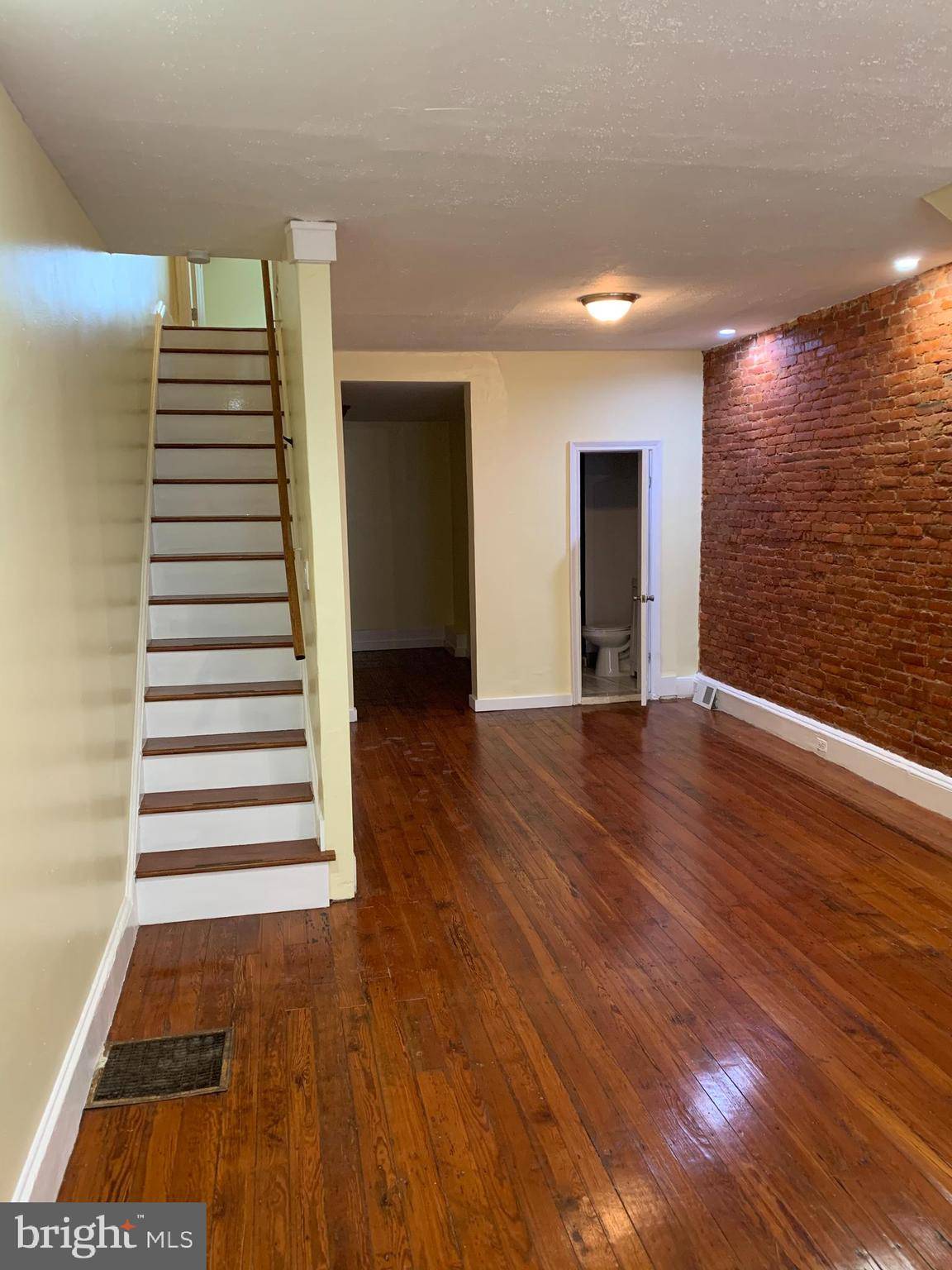 Philadelphia, PA 19144,747 E WOODLAWN ST