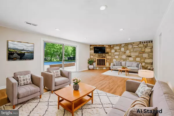 Glenside, PA 19038,7715 DOE LN