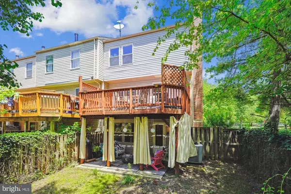 Gaithersburg, MD 20878,2 AUTUMN FLOWER LN