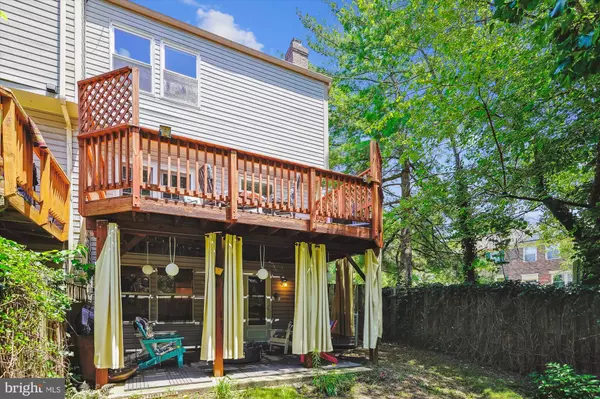Gaithersburg, MD 20878,2 AUTUMN FLOWER LN
