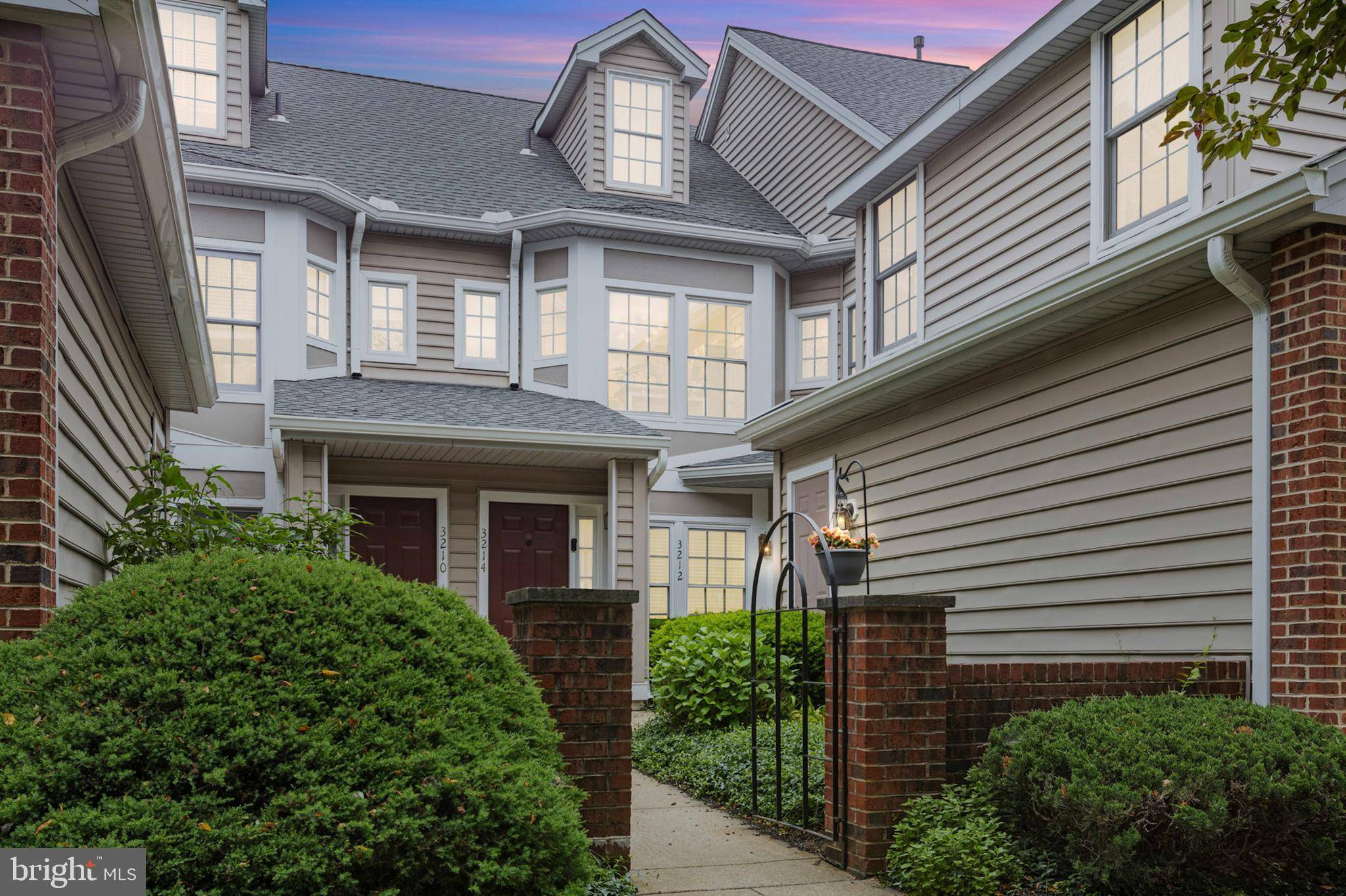 Wilmington, DE 19808,3214 CHARING CROSS #18