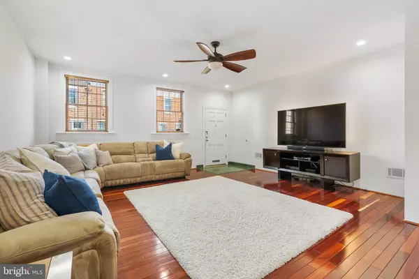 Philadelphia, PA 19125,2671 ALMOND ST