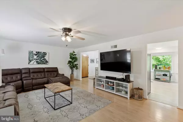 Lancaster, PA 17603,1069 HEARTHSTONE RD