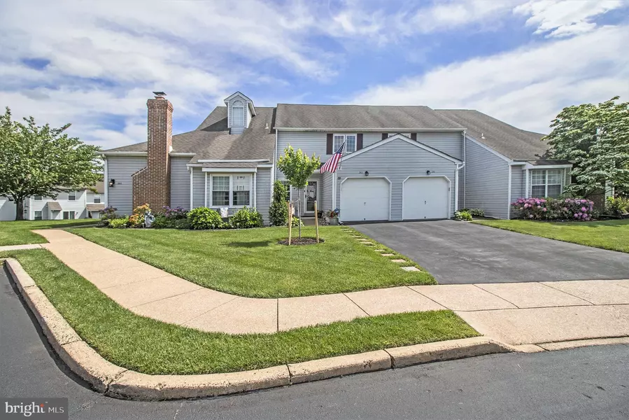 202 LENNOX CT, Lansdale, PA 19446