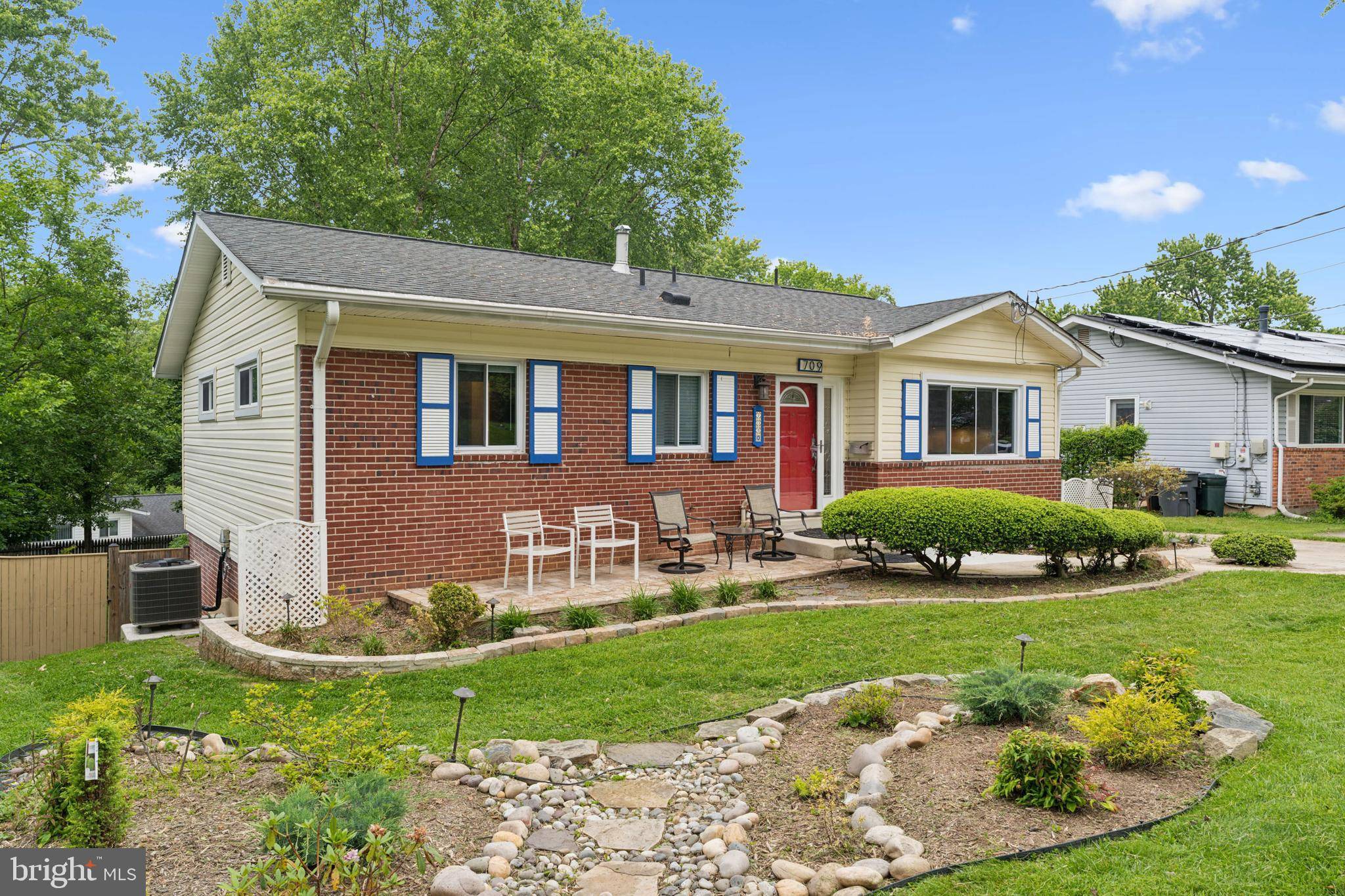 Rockville, MD 20852,709 HARRINGTON RD